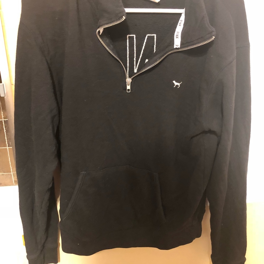 VS Pink pullover